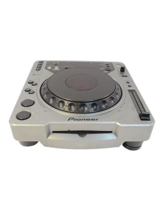 CD Players / Turntables